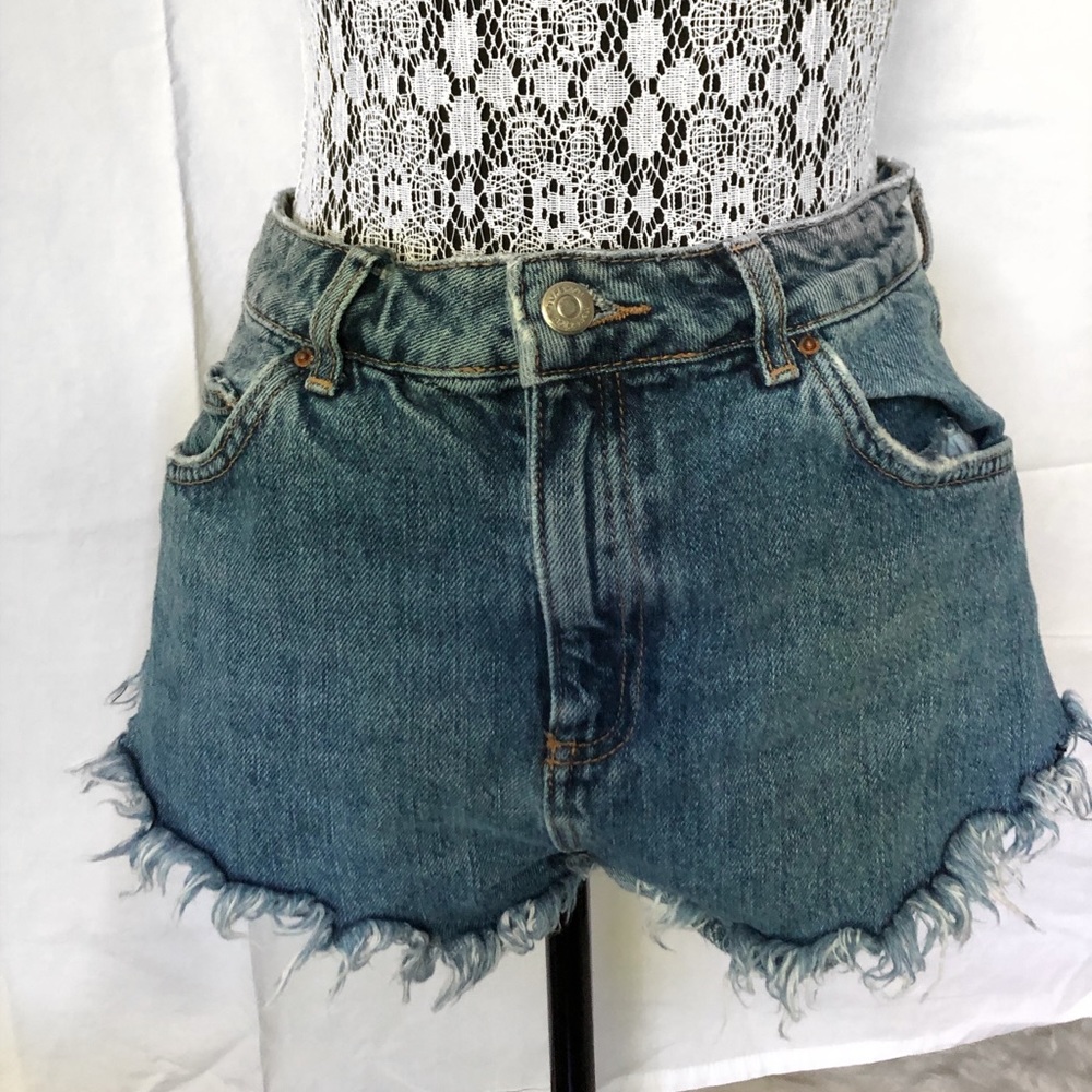 TOPSHOP JEAN SHORTS